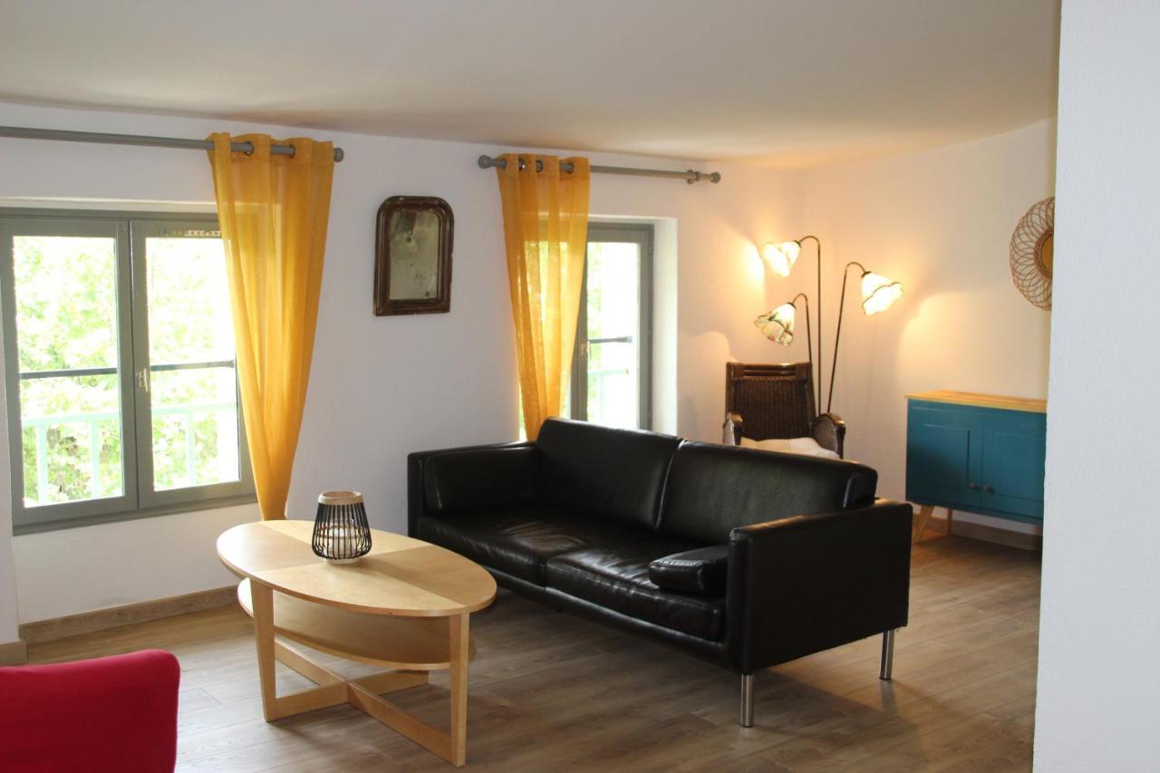 Appartement Le Gambetta Cotignac Bagian luar foto