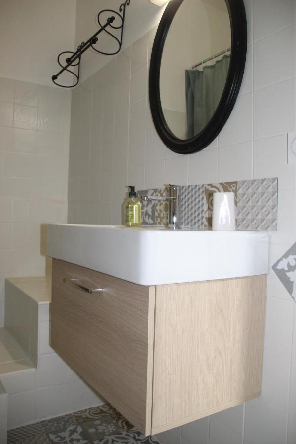 Appartement Le Gambetta Cotignac Bagian luar foto